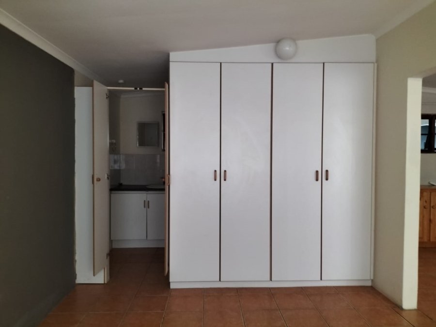 2 Bedroom Property for Sale in C Place Eastern Cape